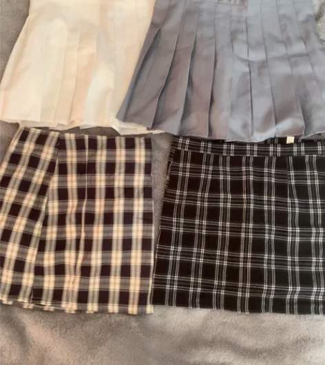 百褶裙 A字裙 两件包邮偏远勿扰 不够邮费...