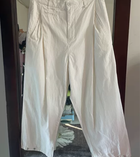 速写休闲裤，这个是有点厚度的棉麻裤，版型非...