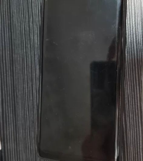 三星note8，外观有破损，可以使用，小卡...