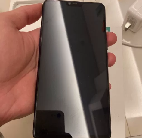 OPPOr15 正常使用 自己用的 打王者...