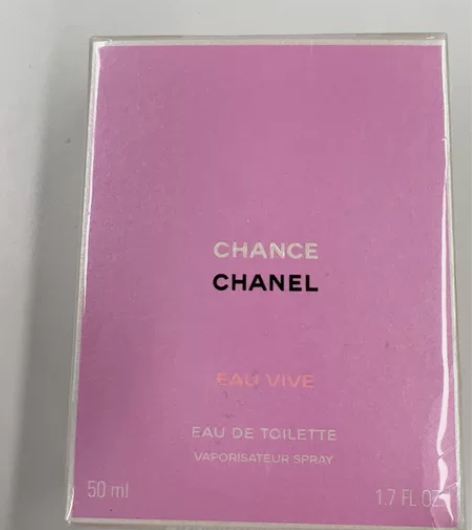 香奈儿邂逅香水 佛系出 感兴趣的话点“我想...