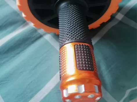 腹肌轮   让你的腹肌大大大大大 感兴趣的...