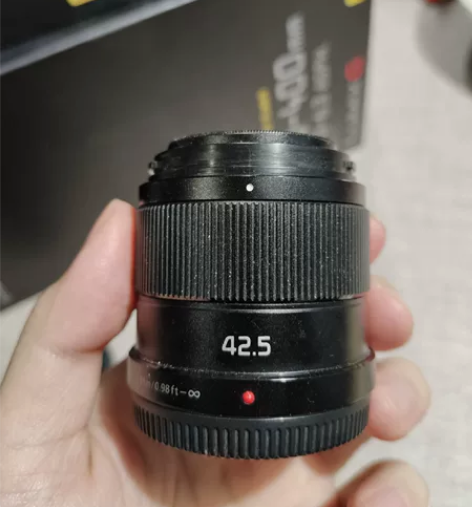 松下 42.5/1.7镜头，M43人像镜头...