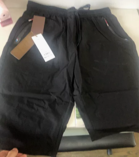 全新男士黑色短裤，裤长约58cm，腰围约1...