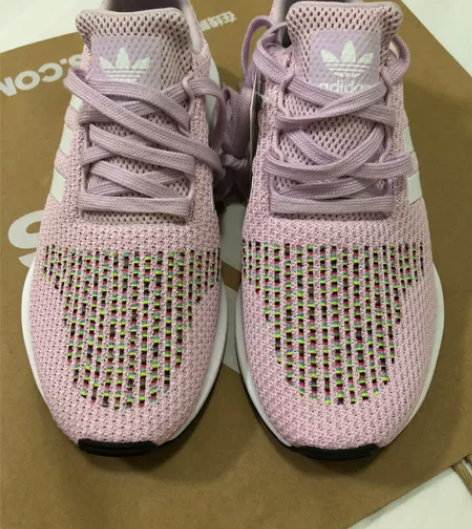 adidas阿迪达斯 三叶草款全新 运动鞋...