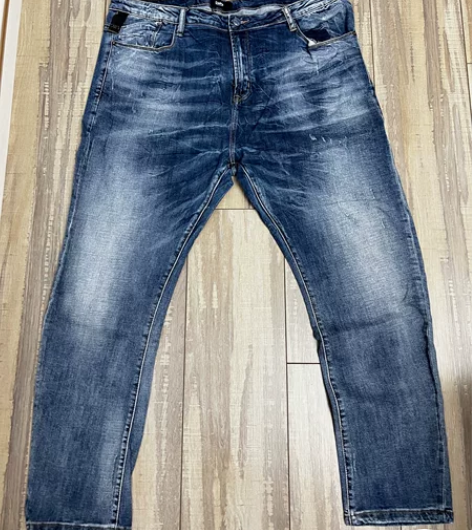 加肥加大微弹牛仔裤 9新，微弹，很舒服，中...