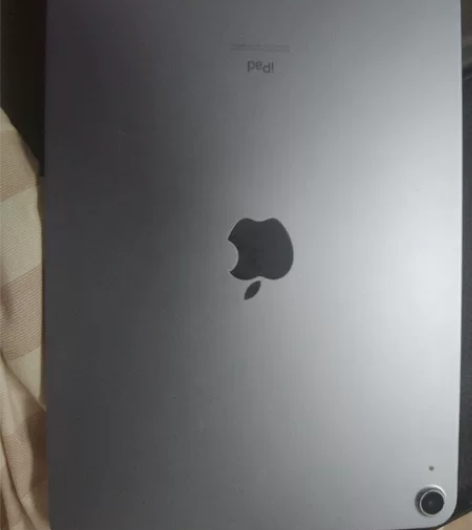 iPad air4 64/G,港版,正常使...