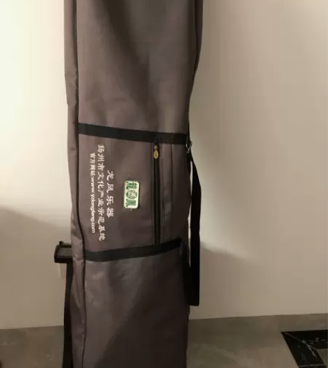 家有闲置古筝，有意需要的可以联系，价格优惠...