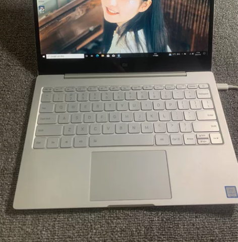 小米笔记本 12.5寸。256G 网页 e...