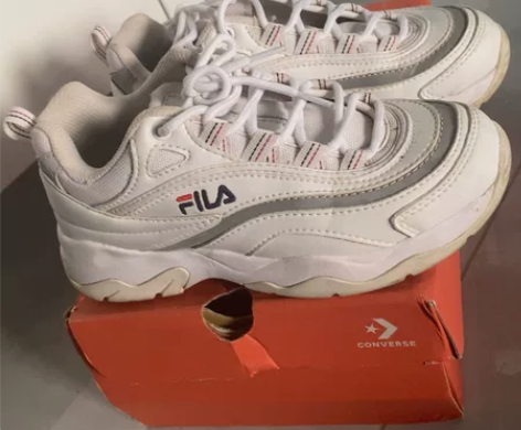 斐乐 Fila 女生老爹鞋 白色,鞋长23...