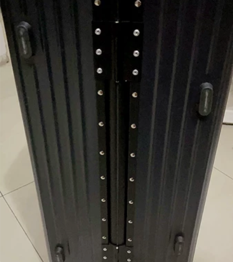 24寸黑色复古铝框拉杆箱，150便宜处理，...