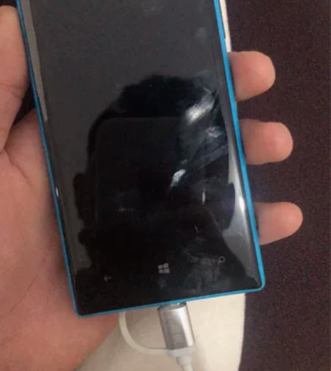 诺基亚720 windows 系统的!娱乐...