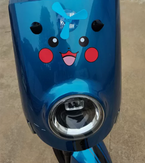 哈啰电镀蔚蓝.棒途E13智能电动车 安全行...