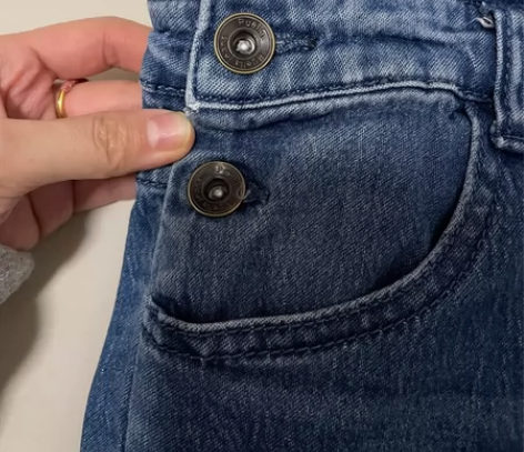 puella背带牛仔裤 399入的39出