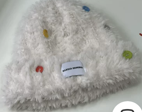 【纽扣毛绒帽】白鹿同款软乎乎加厚保暖护耳毛...