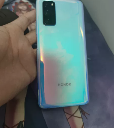 荣耀v30pro 8+128 随缘出 11...