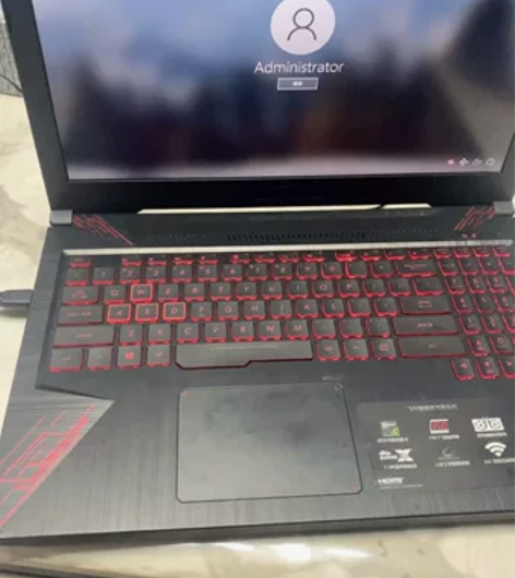 笔记本电脑华硕飞行堡垒fx80 感兴趣的话...