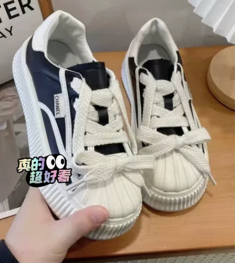 港风小白鞋女2023春秋新款系带厚底百搭学...
