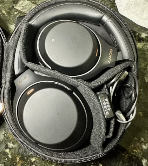 Sony/索尼 WH-1000XM3头戴式...