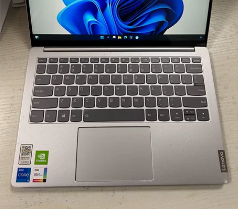 联想(Lenovo)小新Pro13 202...