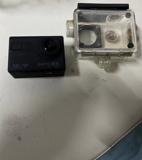 摄徒A8pro最高配那个，摩托支架，电池两...