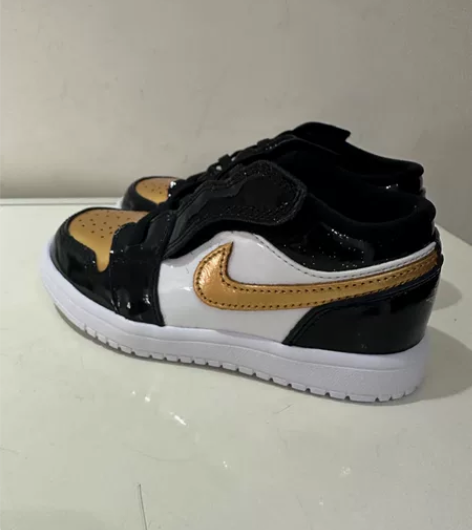 全新乔丹9c，内长16，购于南京万象天地，...