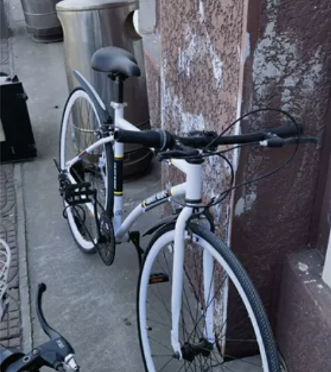 公路自行车，11月下旬刚买，骑了不到十次，...