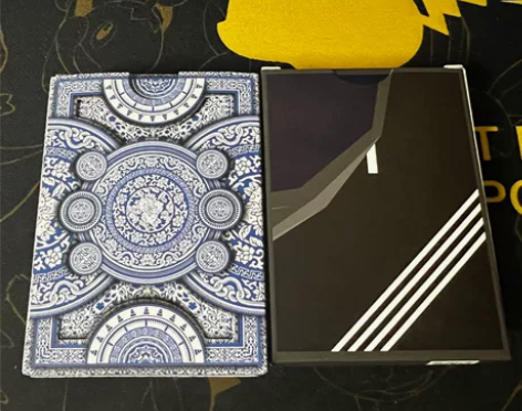 朴七 青花瓷 瑜慈黑渡边 扑克牌 标价为两...