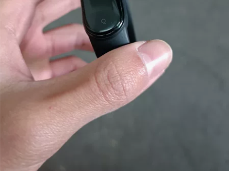 小米手环5标准版，充电器还在，功能一切正常...