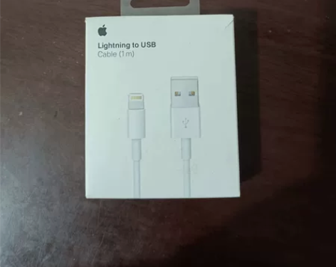 纯原装苹果充电器线1A，一次没用过就是开封...