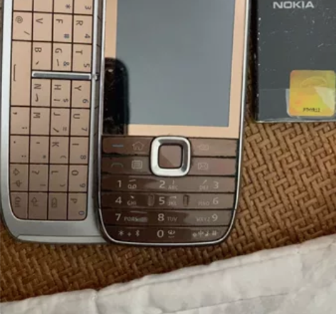 清理闲置物品，经典机诺基亚nokia E7...