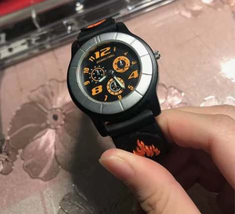雅克珐瑞手表，不久前刚换的电池，现在走时正...