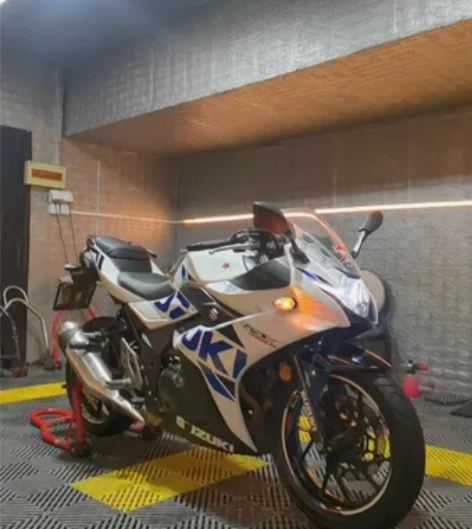 21年铃木gsx250(高配) 实表900...