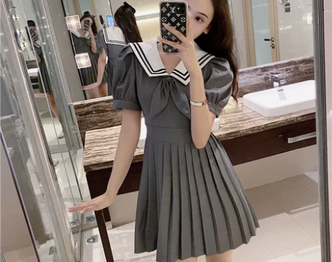 海军风连衣裙女2021新款法式收腰显瘦学院...