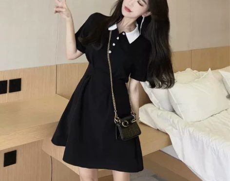 学院风polo连衣裙女韩版设计感小众显瘦小...