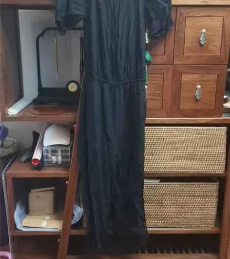 moco桑蚕丝连体裤 感兴趣的话点“我想要...