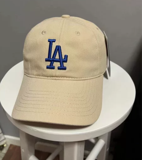 MLB棒球帽 全新 三张吊牌 支持扫码验证...