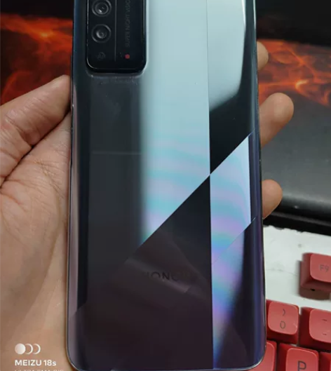 荣耀x10 8+128 光速银 不接刀，顺...