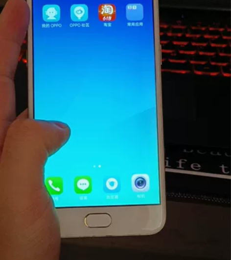OPPO A57  原装无修，功能正常，运...