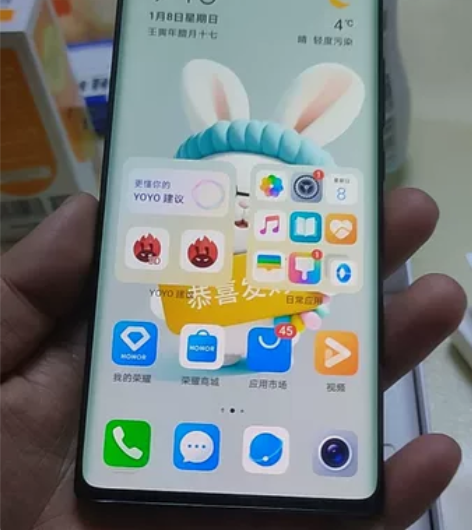 荣耀70手机，黑色，12+256GB。 感...