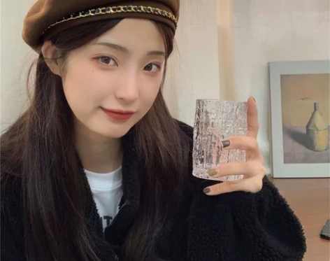 贝雷帽女甜酷金属链条日系秋冬平顶复古时尚百...