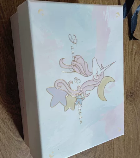 正品kiko 414口红 带礼盒 感兴趣的...