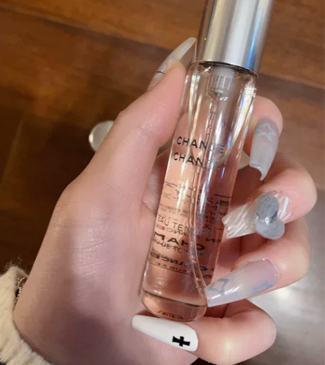 香奈儿邂逅香水替换装 我正装找不到了，替换...