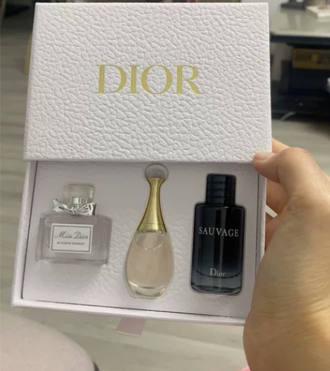 Dior香水集 全新未使用 保证正品! 感...