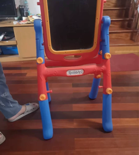 贝恩施儿童画架，最好同城。 感兴趣的话点“...