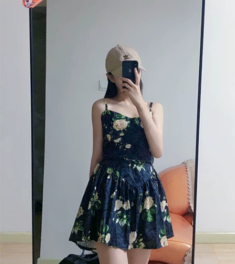 古着感吊带裙  感兴趣的话点“我想要”和我...