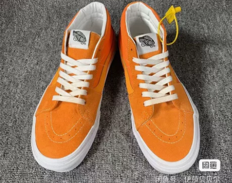 Vans女士情侣高帮运动鞋，九成新 穿过一...