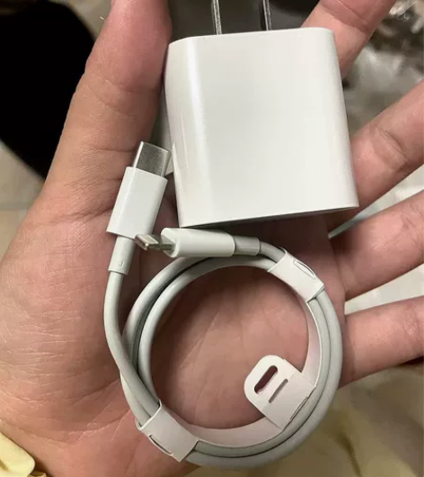 【免费送】 苹果快充充电器充电线富士康代加...