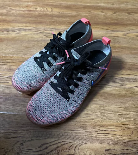 nike气垫跑步鞋 运动鞋 37.38都能...