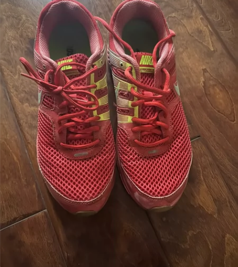 Nike男式运动鞋，42.5码，细节看图，...